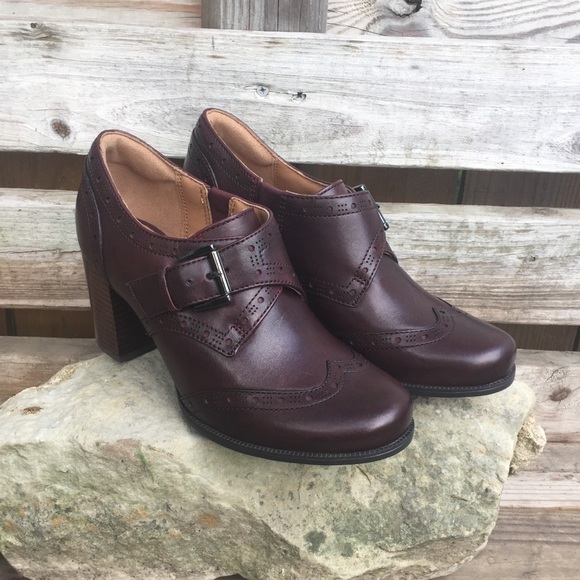 clarks ciera burgundy